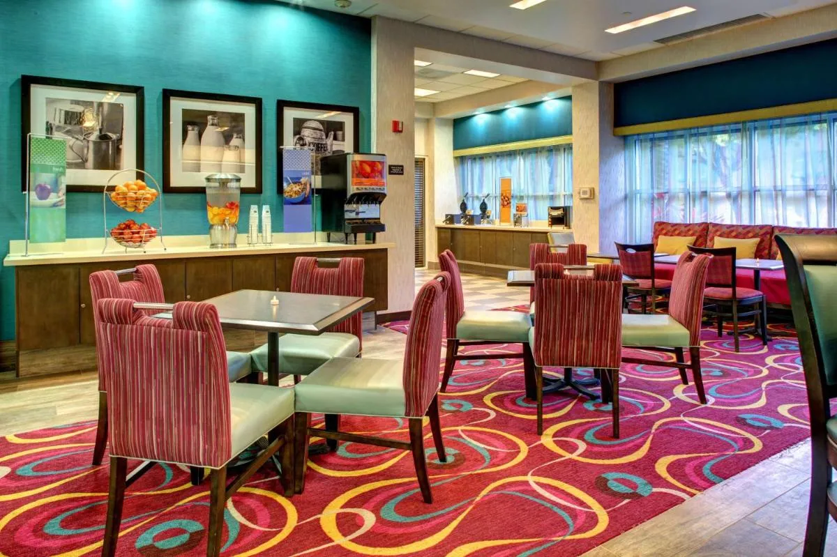 Image 4 of Hampton Inn Miami-Coconut Grove/Coral Gables