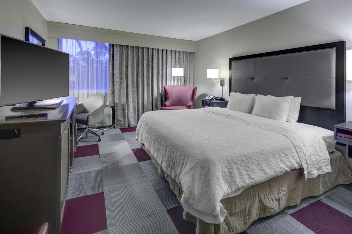 Image 1 of Hampton Inn Miami-Coconut Grove/Coral Gables