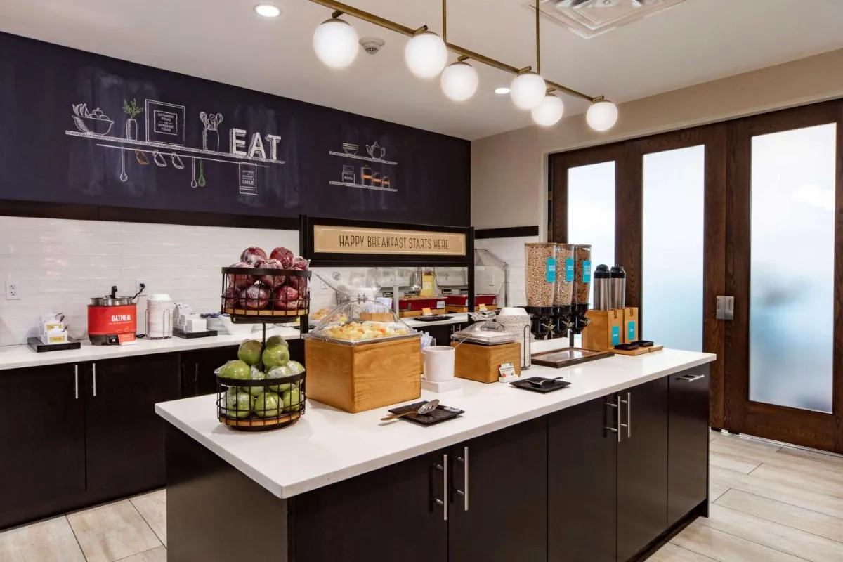 Image 4 of Hampton Inn & Suites Miami Airport South/Blue Lagoon