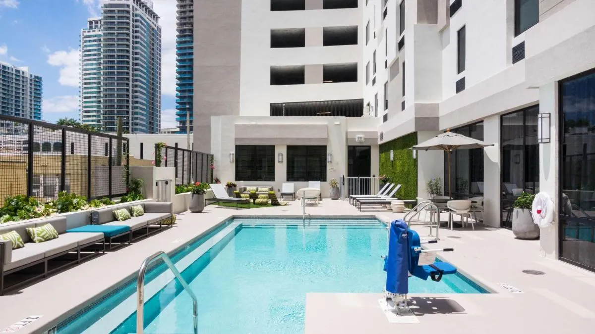 Image 3 of Hampton Inn & Suites Miami Wynwood Design District, FL