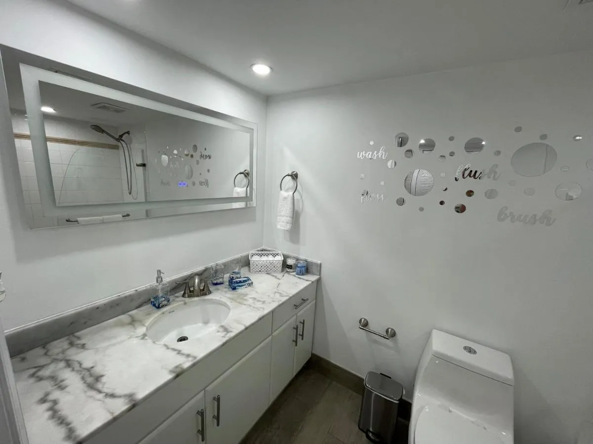 Image 2 of High Rise Brickell Modern Studio