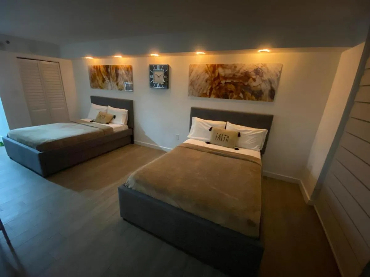 Image 1 of High Rise Brickell Modern Studio