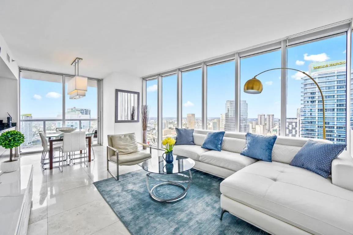 Image of High Rise Luxury Ocean Corner Unit 2/2 – Icon Brickell