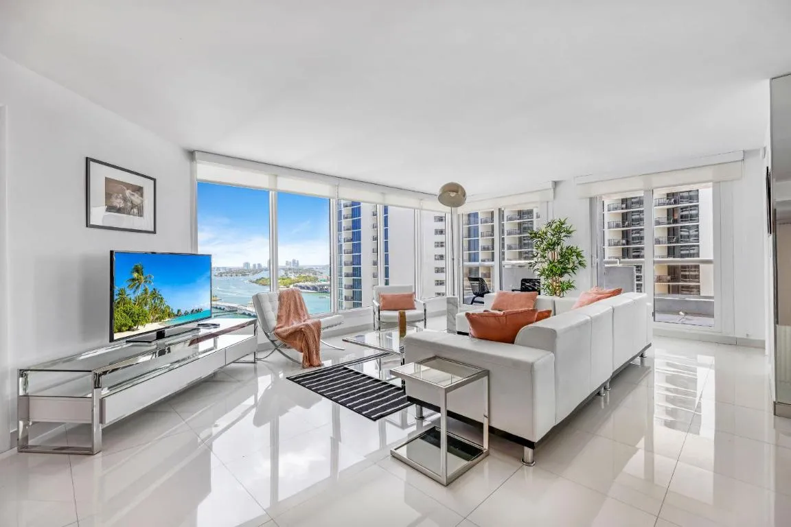 Image of Highrise Charm Biscayne Bay
