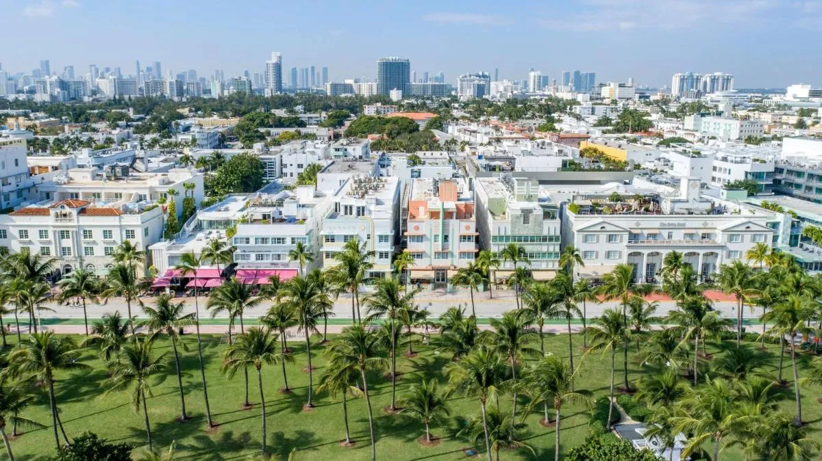 Image 6 of Hilton Vacation Club Crescent on South Beach Miami