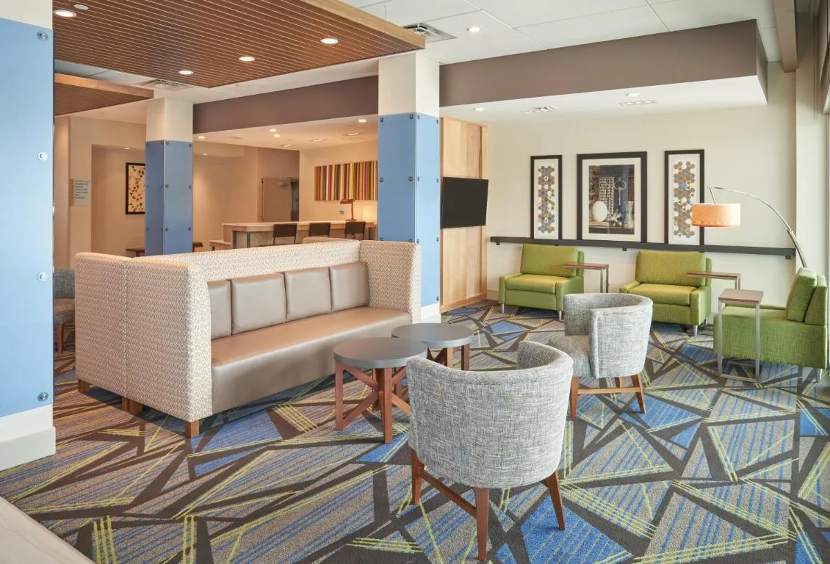 Image 3 of Holiday Inn Express Doral Miami, an IHG Hotel