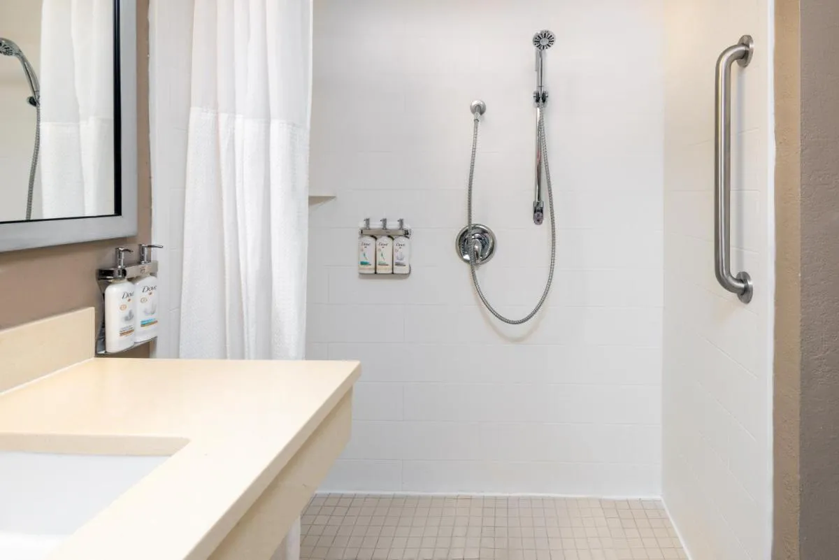 Image 2 of Holiday Inn Miami-Doral Area, an IHG Hotel