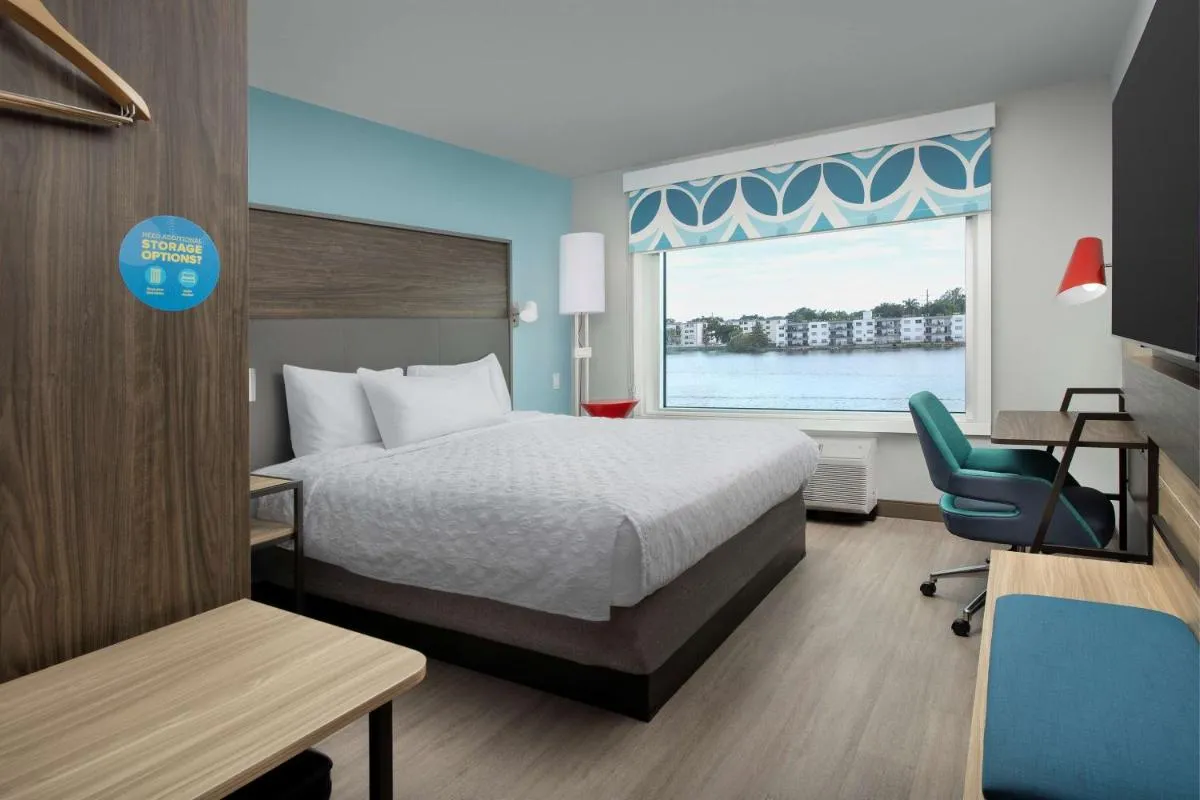 Image 1 of Home2 Suites By Hilton Miami Airport South Blue Lagoon