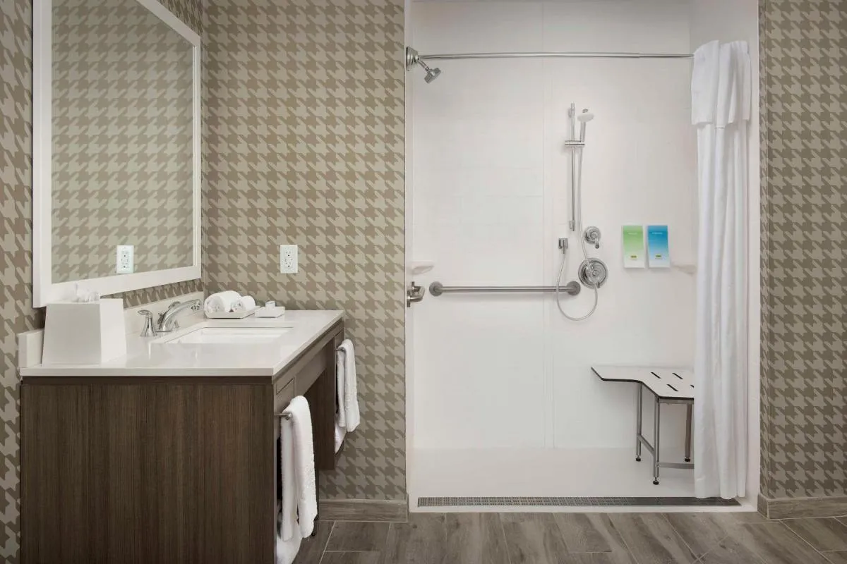 Image 2 of Home2 Suites By Hilton Miami Doral West Airport, Fl