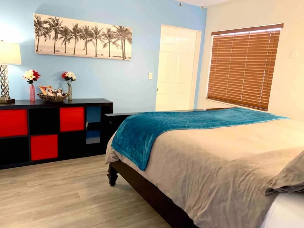 Image 6 of Home Sweet Home Near Malls and Airport and Hwy
