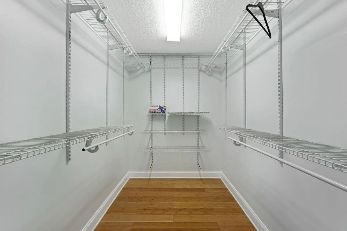 Image 2 of Home Woffice By Pmi Unit Chris