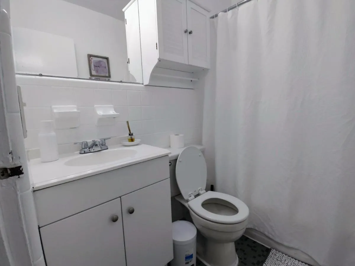Image 2 of Homely & Cozy 1 Br Apt Near Brickell