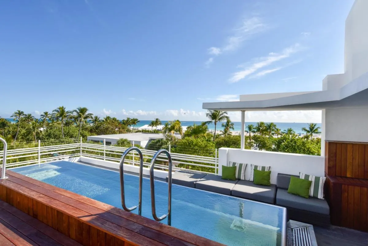 Image 3 of Hotel Breakwater South Beach