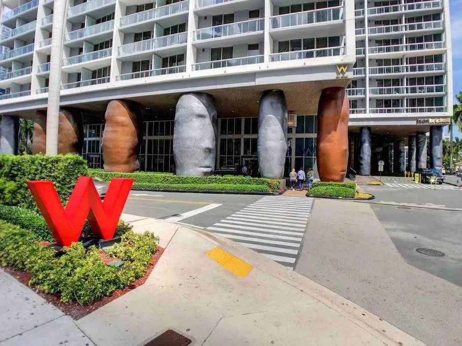 Image 1 of ICON W BRICKELL BY IMD MIAMI Elegant River View 1BR 1BA