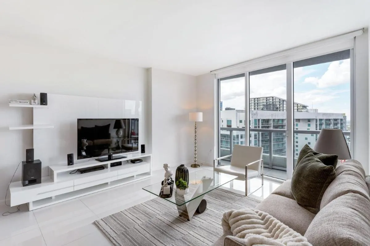 Image 2 of ICON W BRICKELL BY IMD MIAMI Elegant River View 1BR 1BA