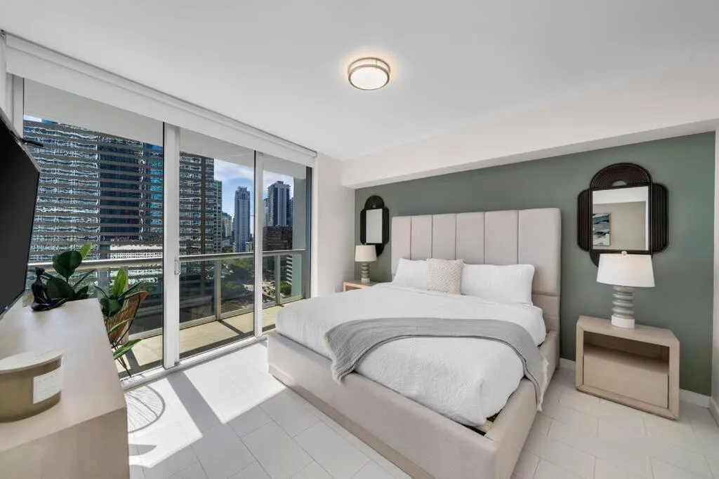 Image 3 of ICON W BRICKELL BY IMD MIAMI Splendid Ocean View 2BR 1BA