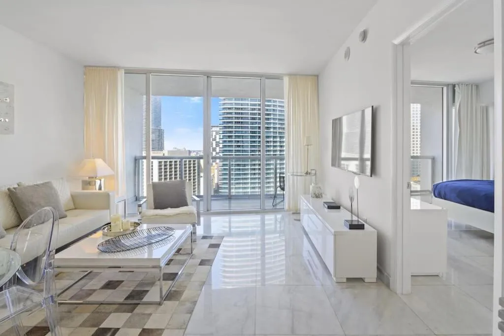 Image 1 of Icon Brickell • 31st FLOOR •OCEAN VIEWS • FREE SPA