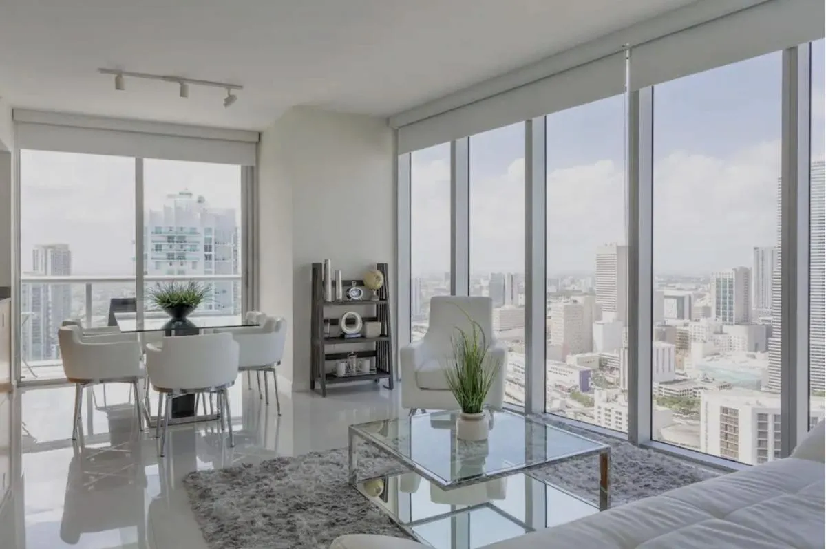 Image 4 of Icon Brickell Residences