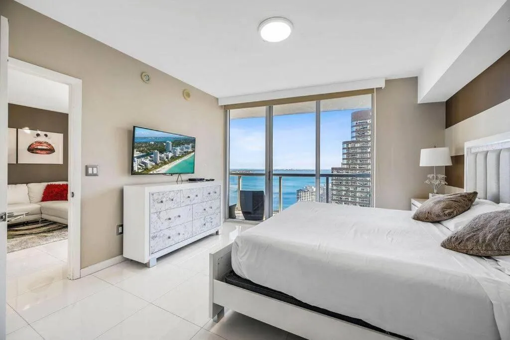 Image 6 of Icon Brickell, W Hotel – 2BR, Prime Location, Pool – Miami