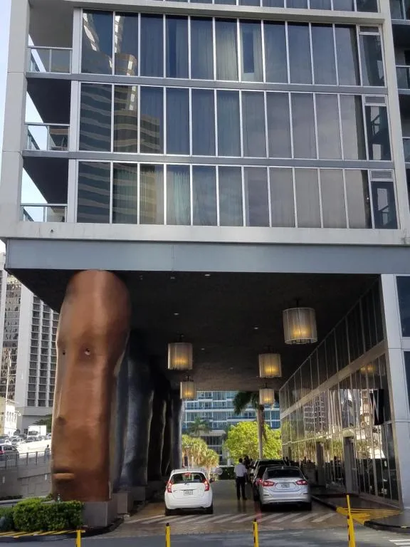 Image of Iconbrickell