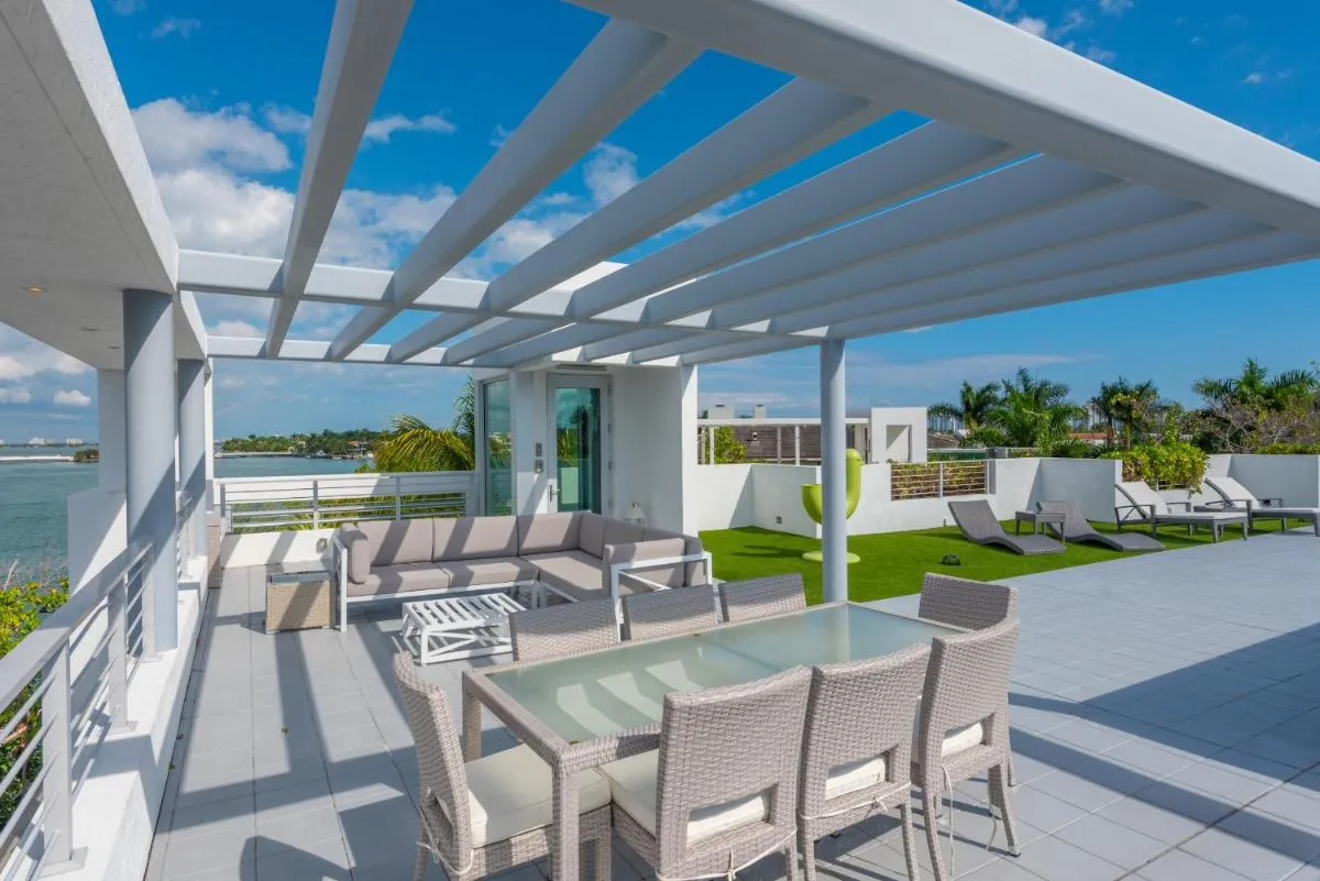 Image 6 of Indulge in Waterfront Elegance Your Ultra Luxury Miami Beach Estate Beckons!