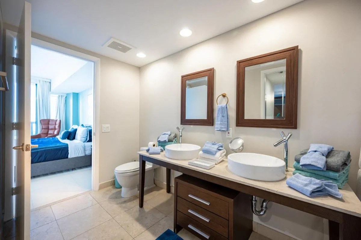 Image 3 of Inredible View -Luxury Unit at the W Brickell