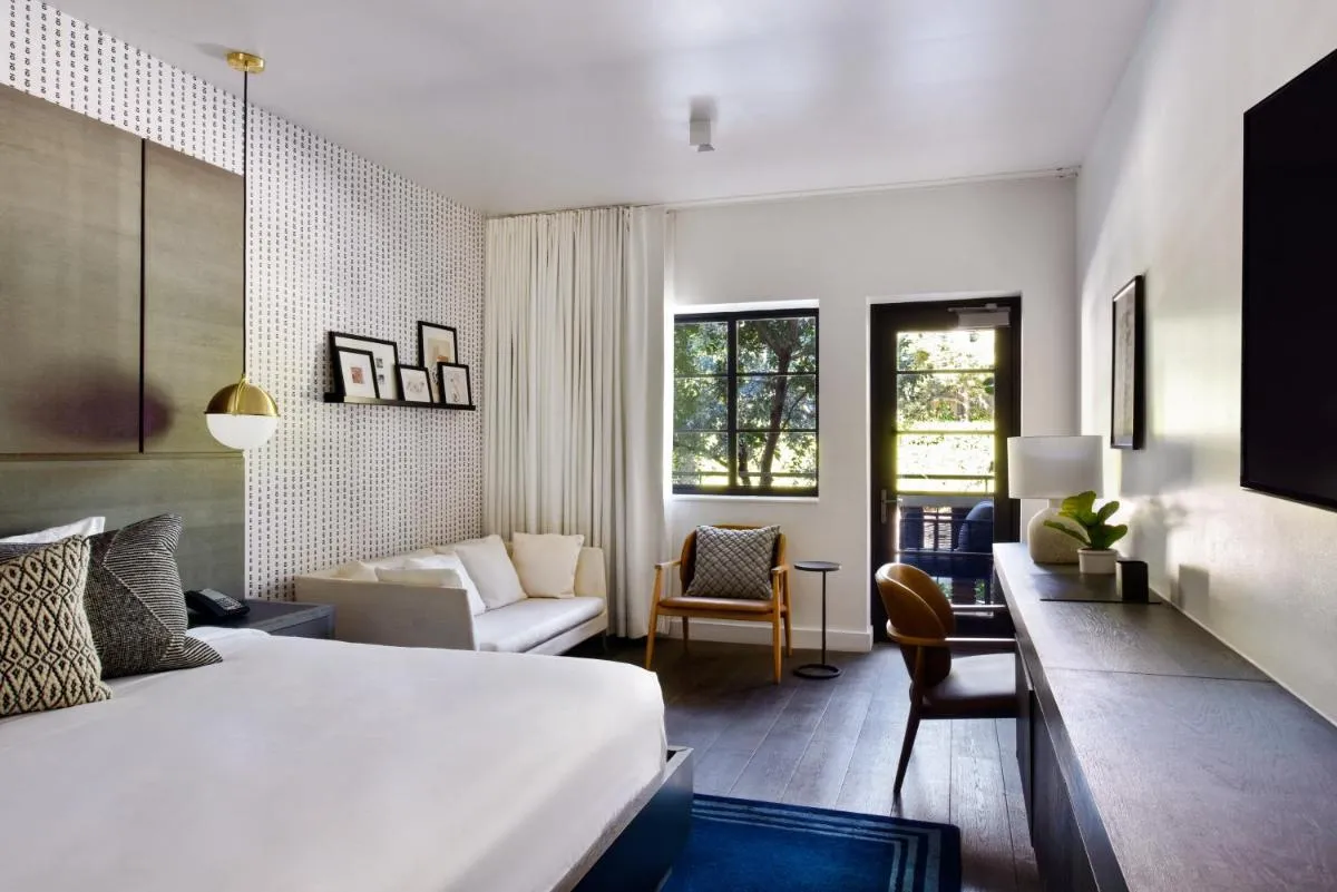 Image 1 of Kaskades Hotel South Beach