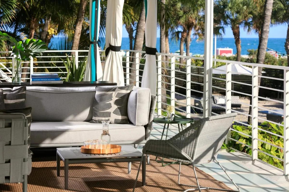 Image 2 of Kimpton Surfcomber Hotel, an IHG Hotel