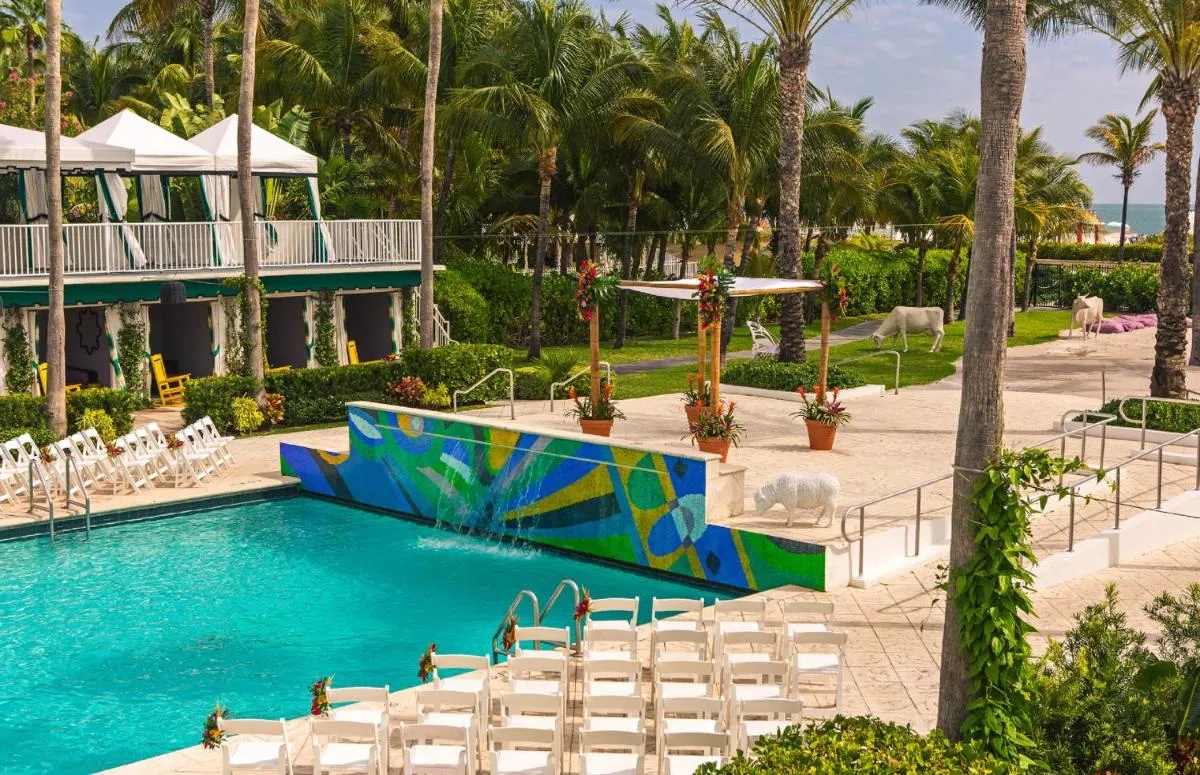 Image 3 of Kimpton Surfcomber Hotel, an IHG Hotel
