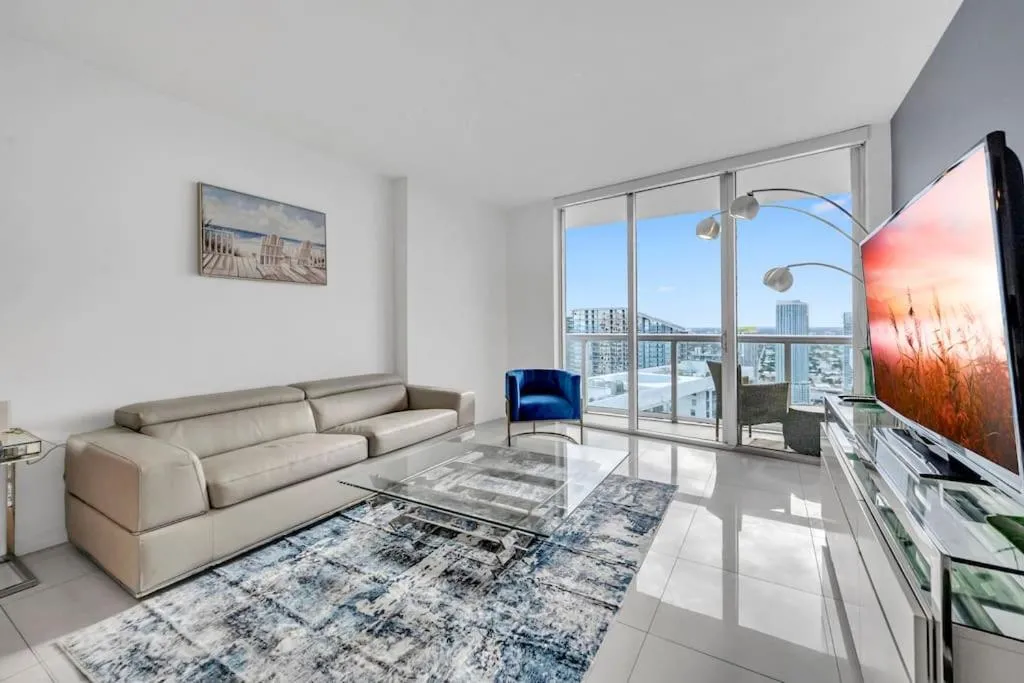 Image 5 of LUXURY 1BR CONDO W Icon Brickell-FREESPA