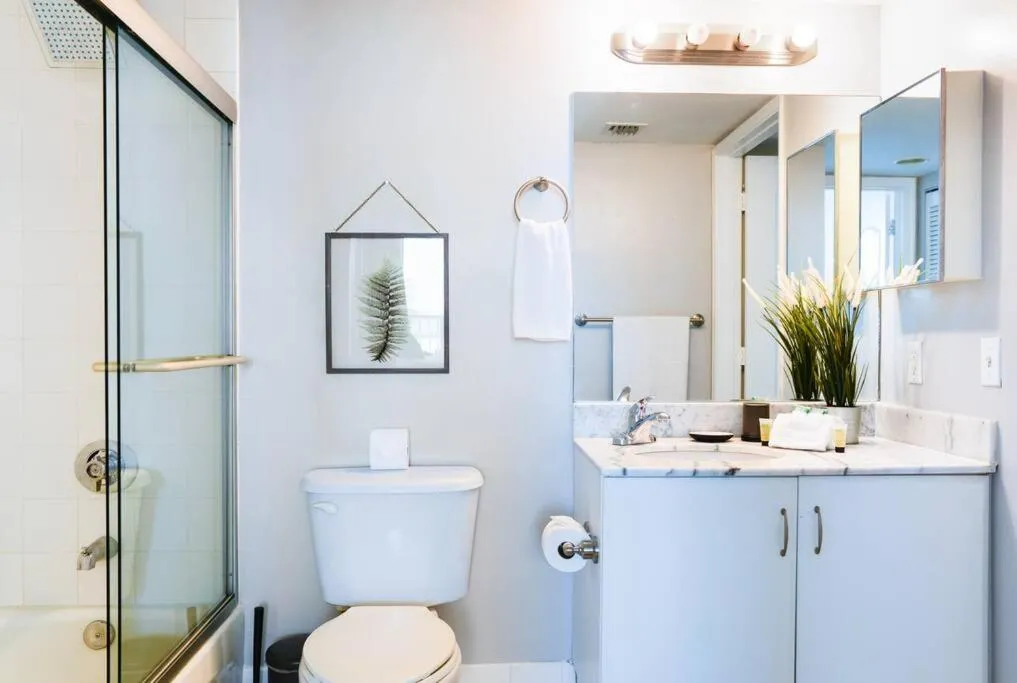 Image 2 of LUXURY 2 Bedroom Apartment At BRICKELL with pool