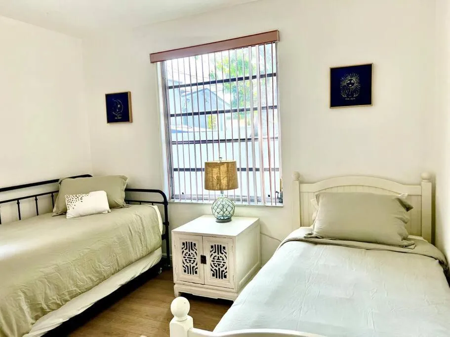 Image 5 of La Casa Bonita Close to Airport, Calle 8 Coral Gables