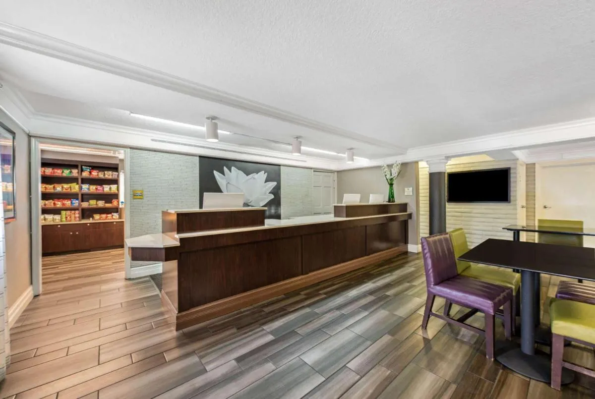 Image 1 of La Quinta Inn by Wyndham Miami Airport North