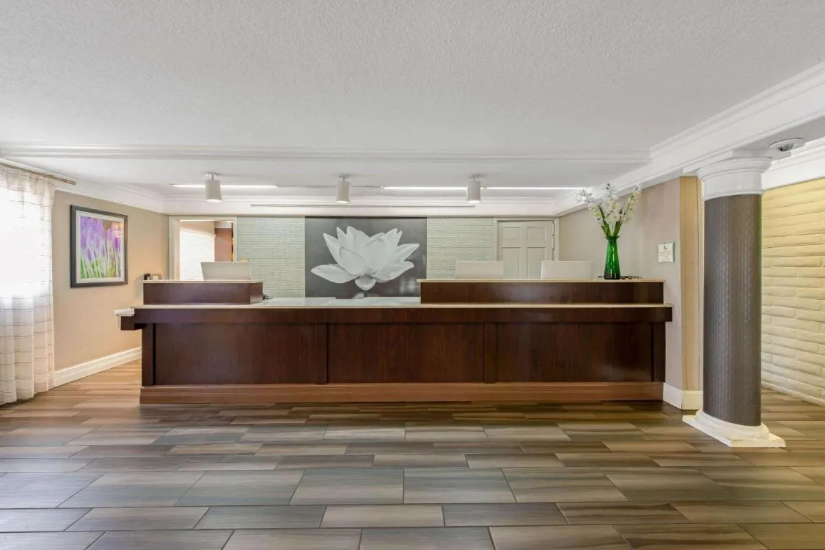 Image 2 of La Quinta Inn by Wyndham Miami Airport North