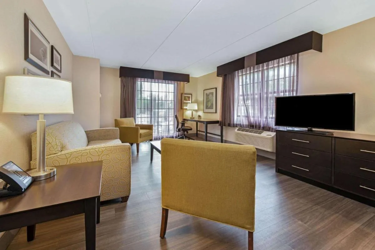 Image 5 of La Quinta Inn by Wyndham Miami Airport North