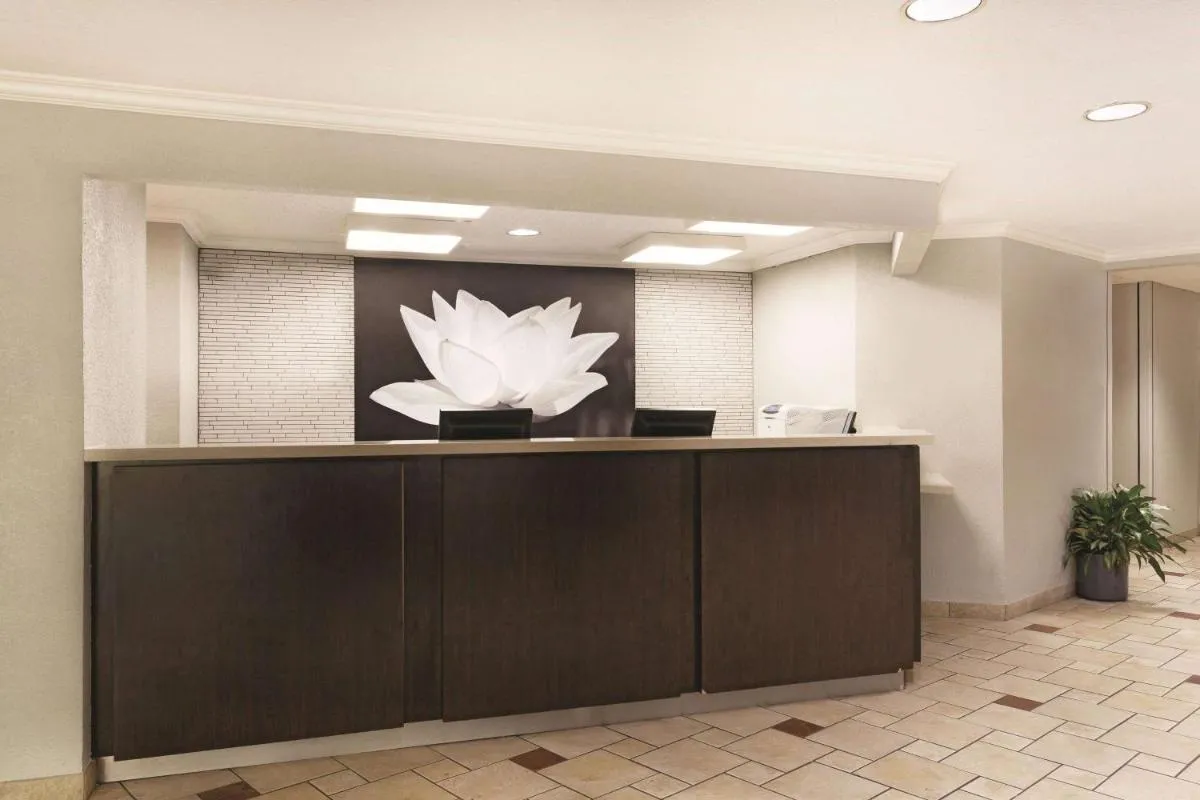 Image 5 of La Quinta by Wyndham Miami Airport East