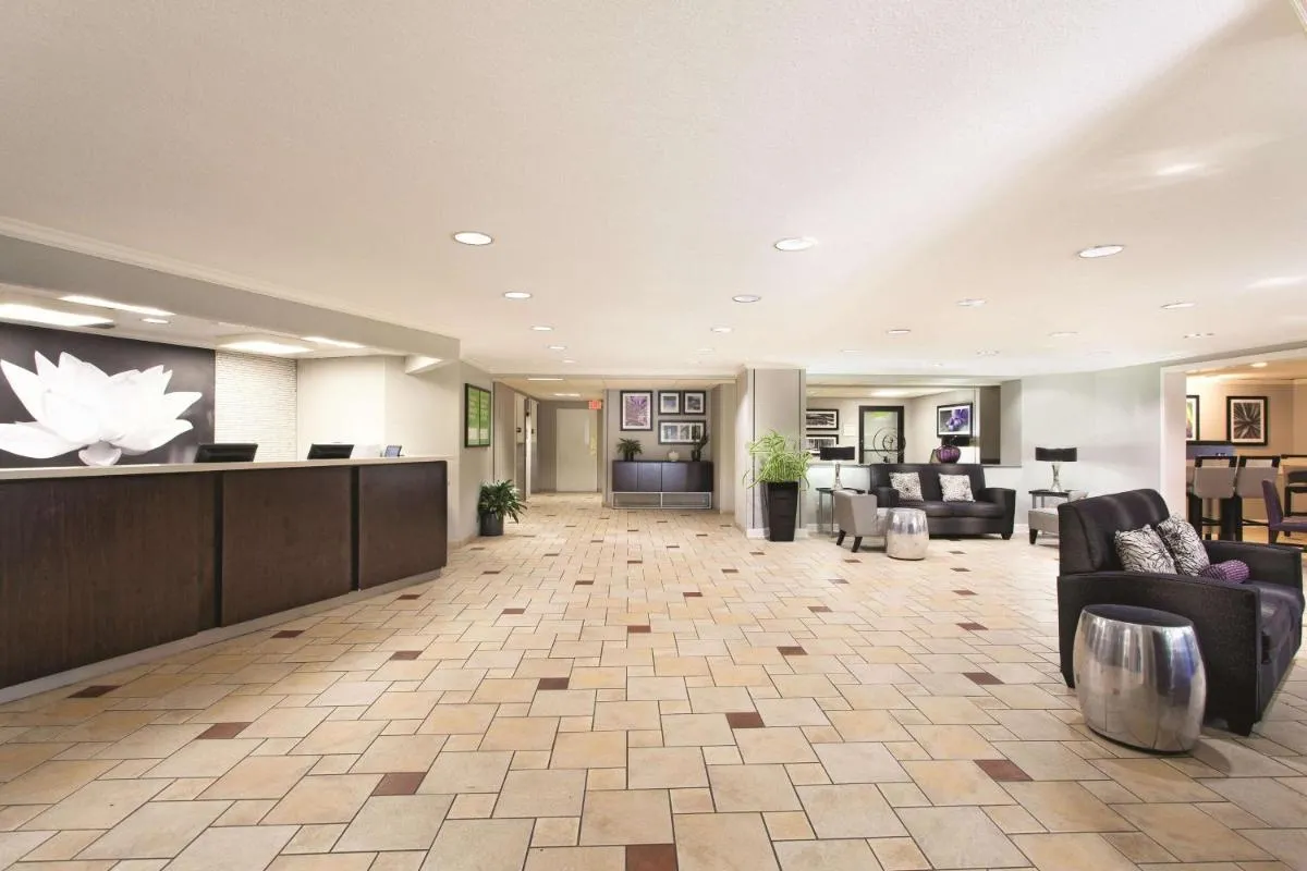 Image 4 of La Quinta by Wyndham Miami Airport East