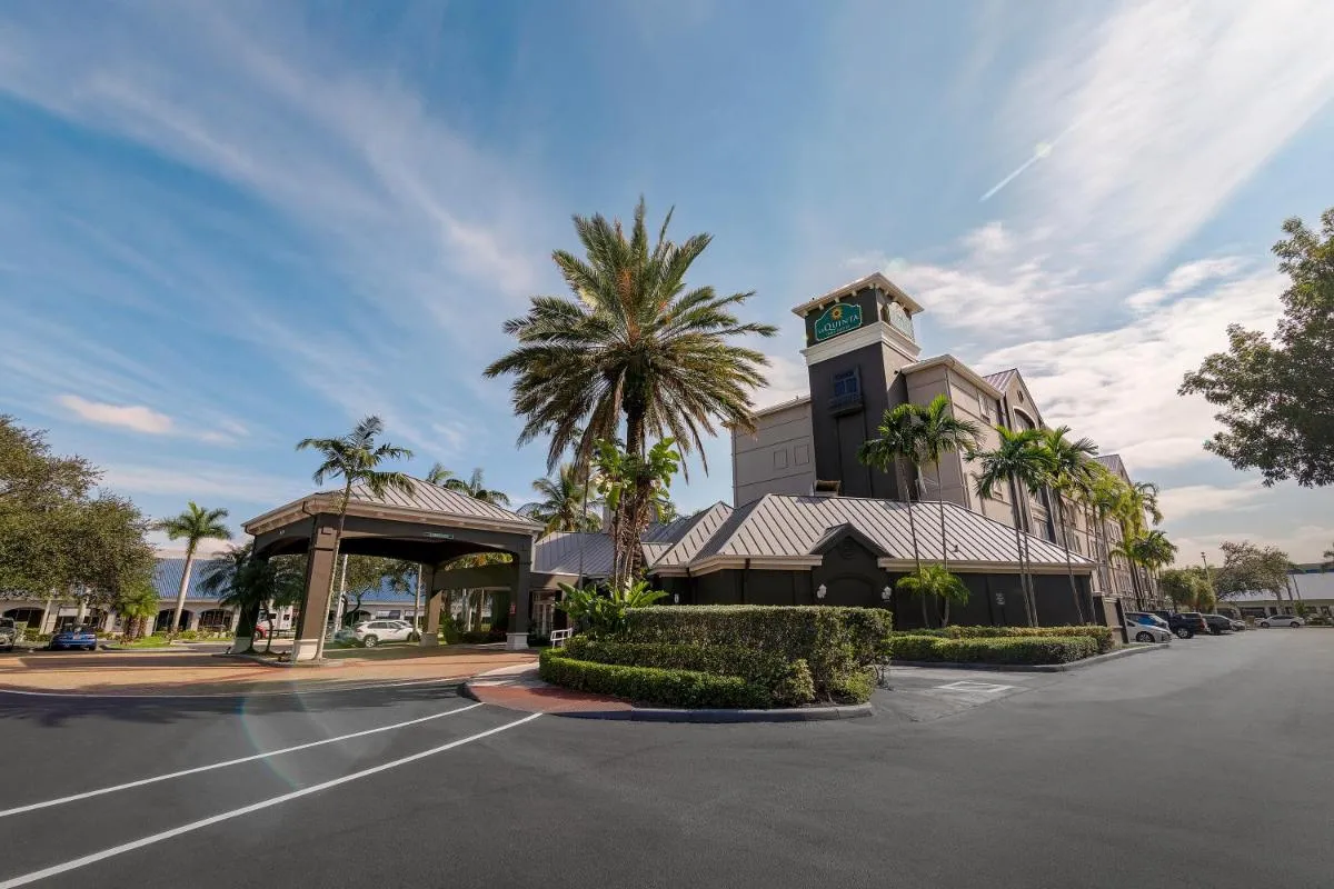 Image 6 of La Quinta by Wyndham Miami Airport West