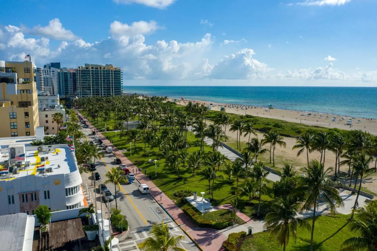 Image 4 of Leslie Hotel Ocean Drive