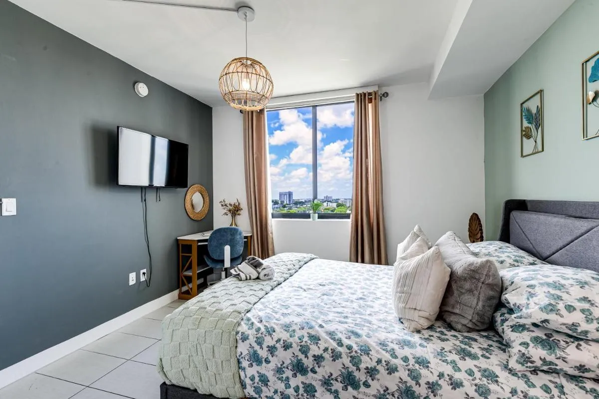 Image 1 of Little Havana New 3Bedroom 2Bathroom
