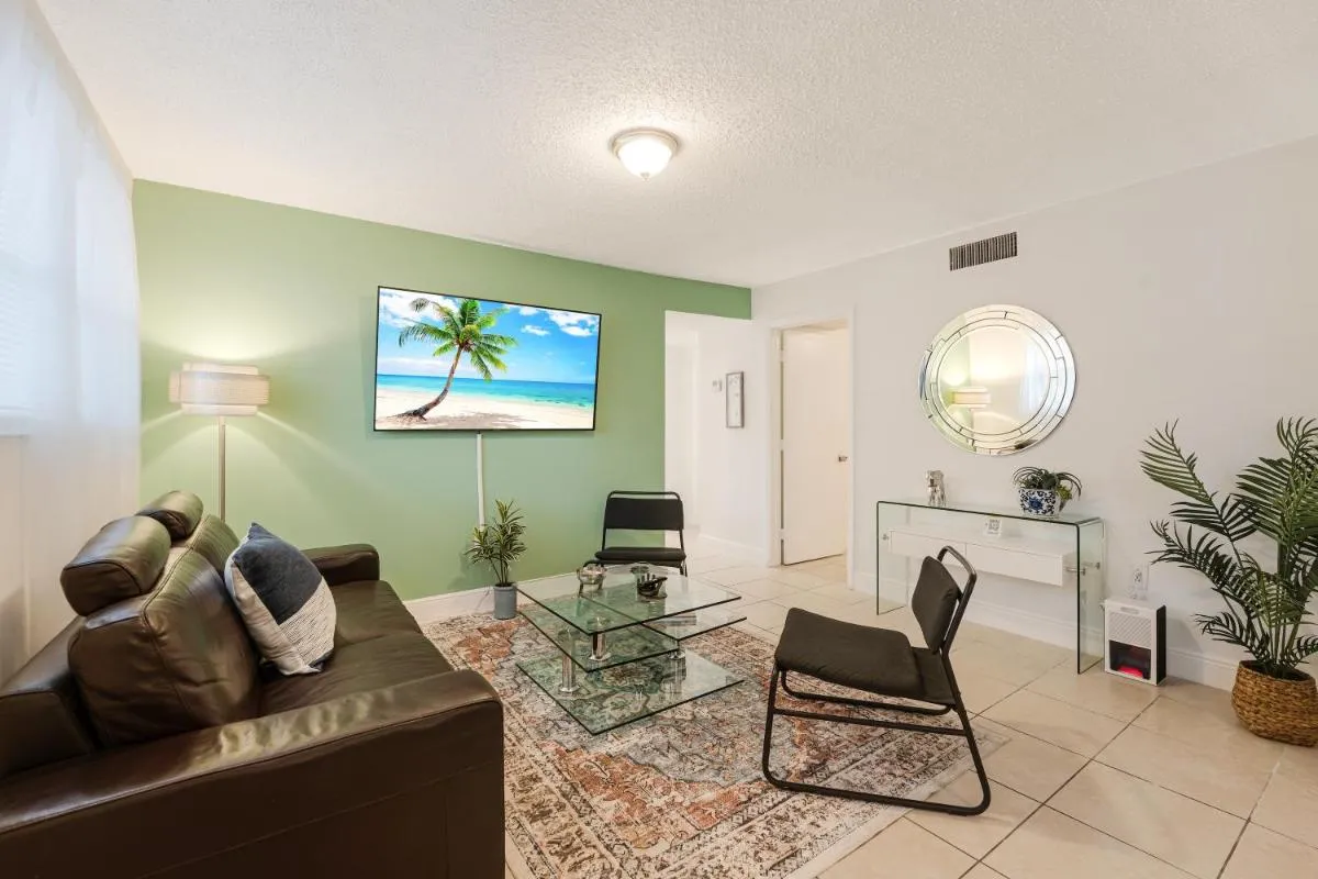 Image 4 of Live The Miami Dream 3 Br Apt Near Brickell