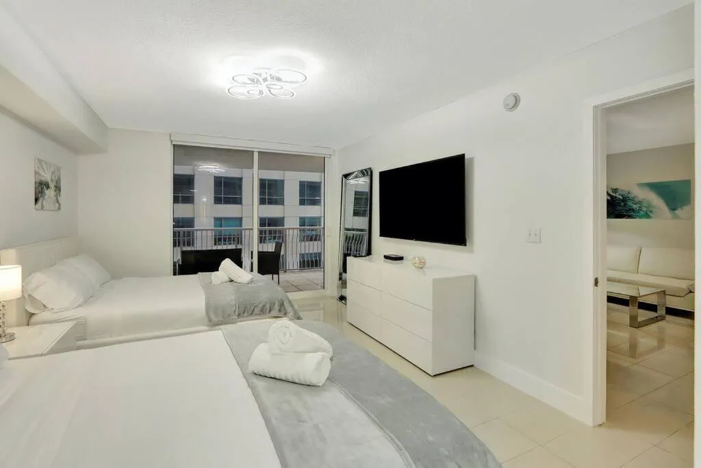 Image 6 of Lux 1B condo with XL Balcony, Pool, Gym & Games