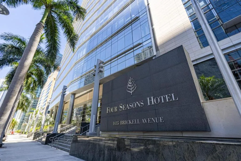 Image of Luxurious Four Seasons Two Bedroom Suite