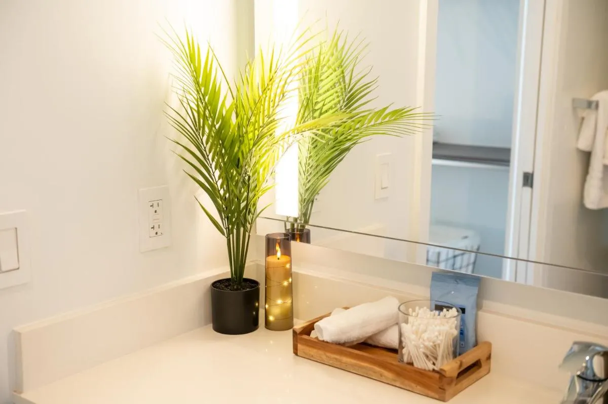 Image 2 of Luxurious King Bed Suite in Downtown Miami