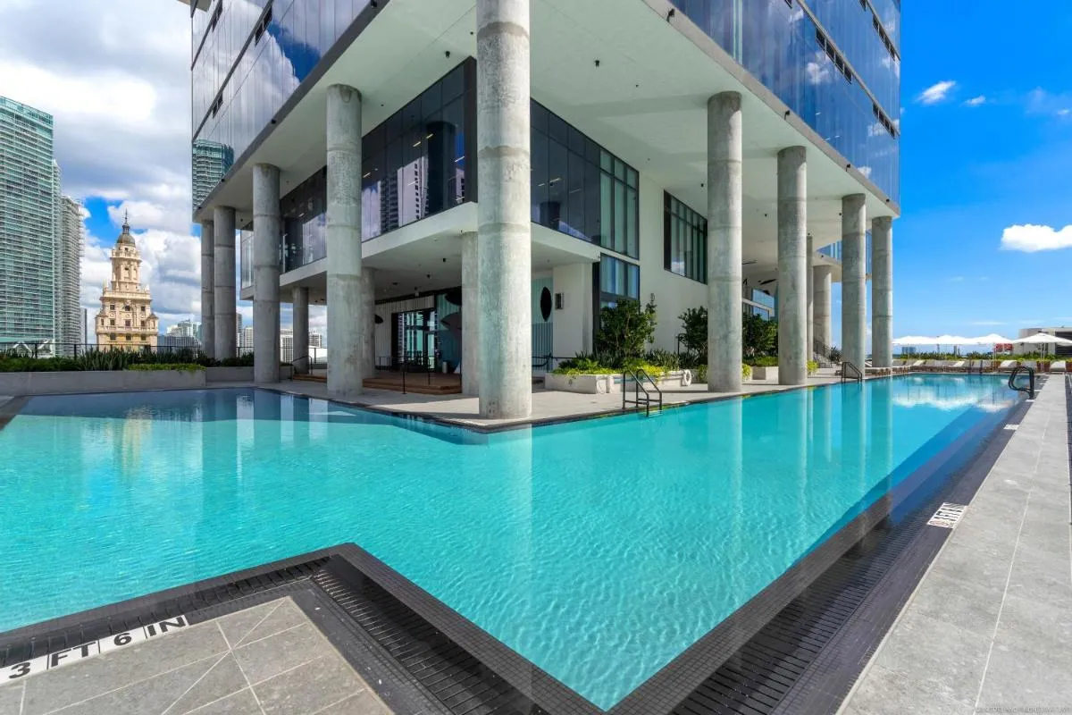 Image 6 of Luxury 3BR Condo Ocean Views at Bayside Miami