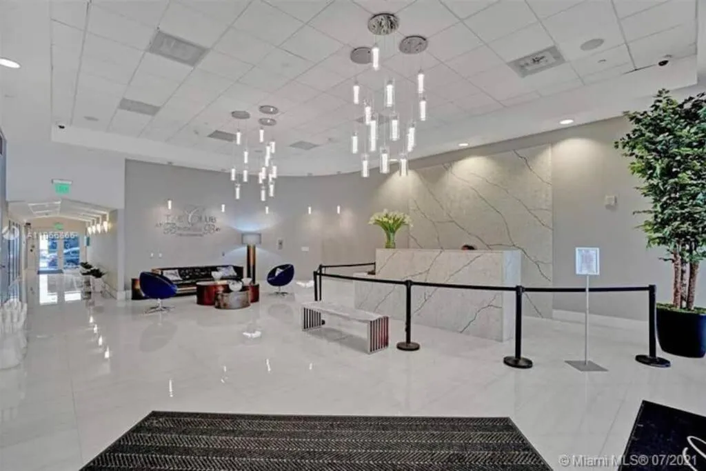 Image 6 of *Luxury Brickell High Rise Condo City/Ocean Views*