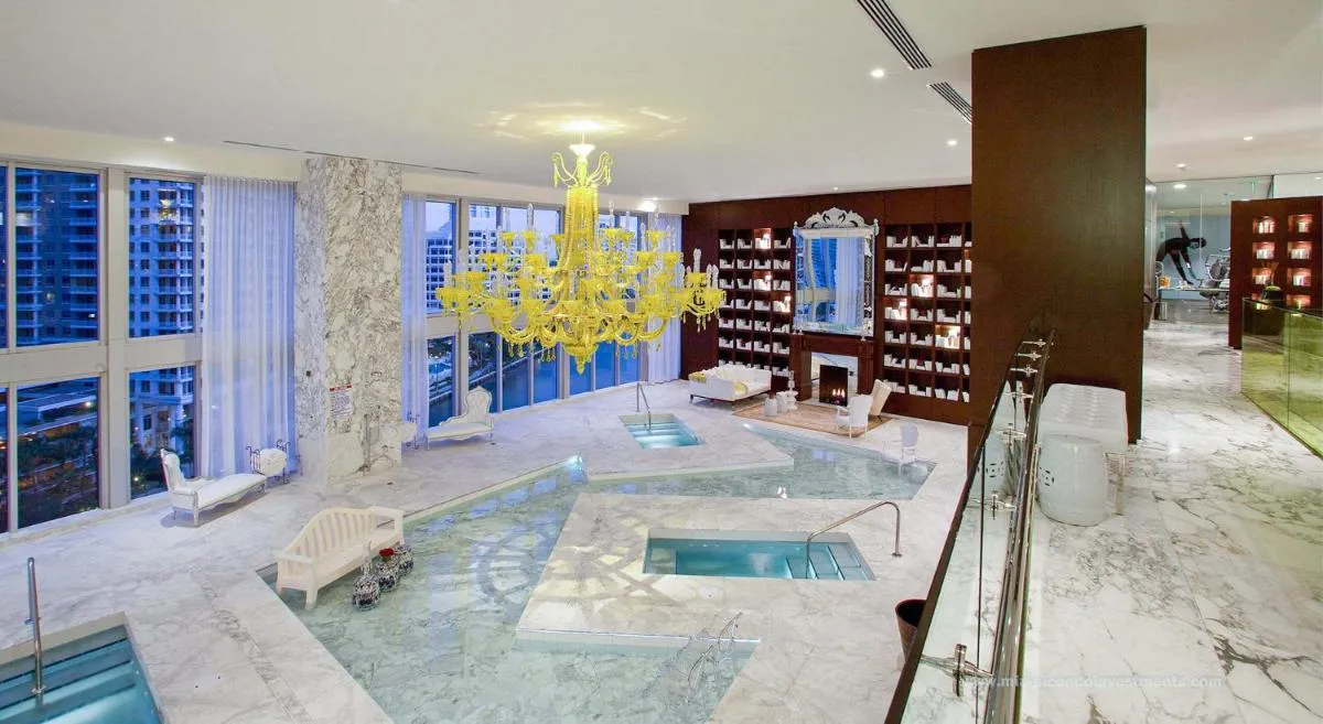 Image 3 of Luxury Ocean View 2BR Corner Unit at W residence