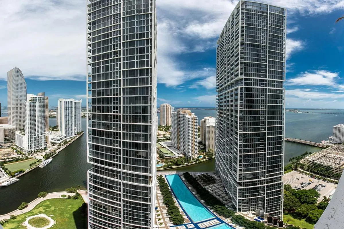 Image 6 of Luxury Ocean View 2BR Corner Unit at W residence