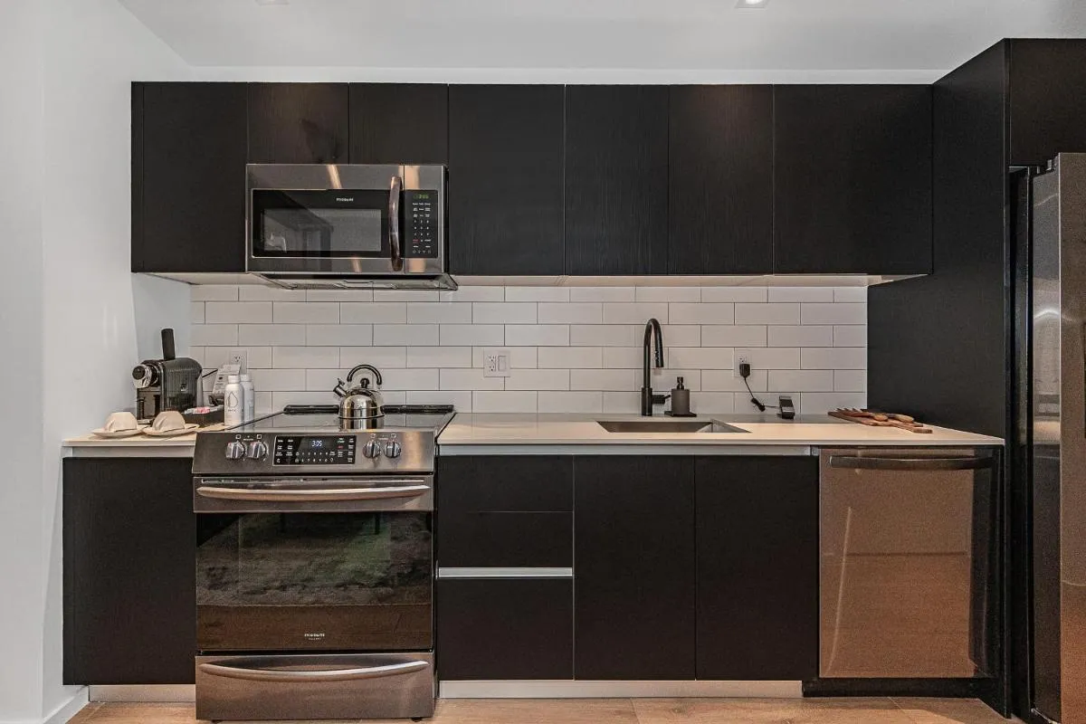 Image 3 of Luxury Studio Downtown Miami – Bayside View