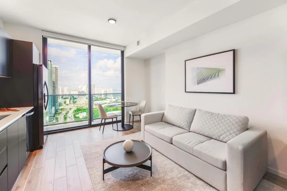 Image 1 of Luxury Studio Steps Away from Bayfront Park